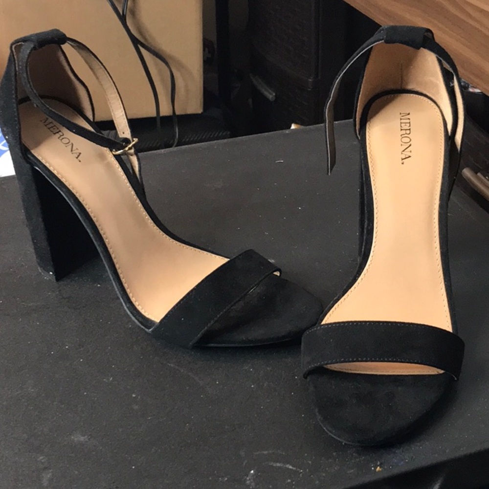 Strapped heel